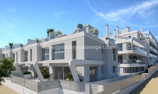 House - New Build - Estepona - Polideportivo