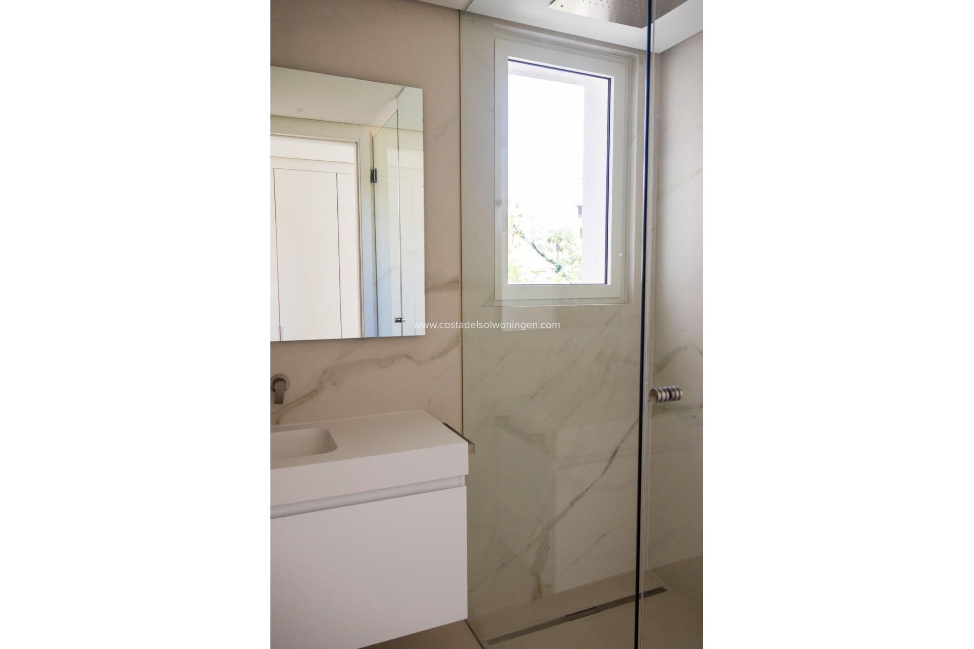 New Build - Apartment -
Ojen - El Soto De Marbella