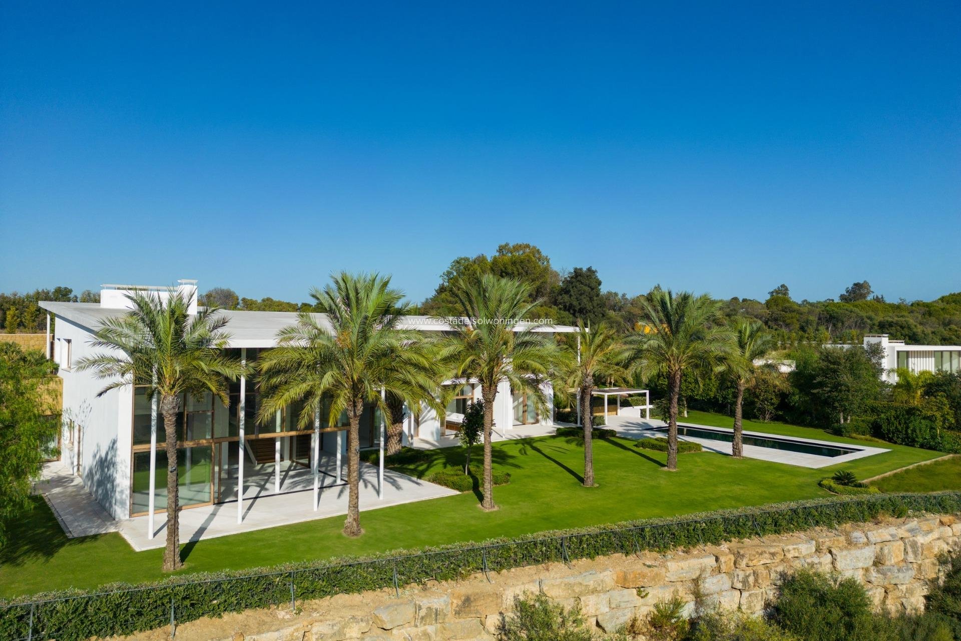 New Build - Villa -
Casares - Pedregales