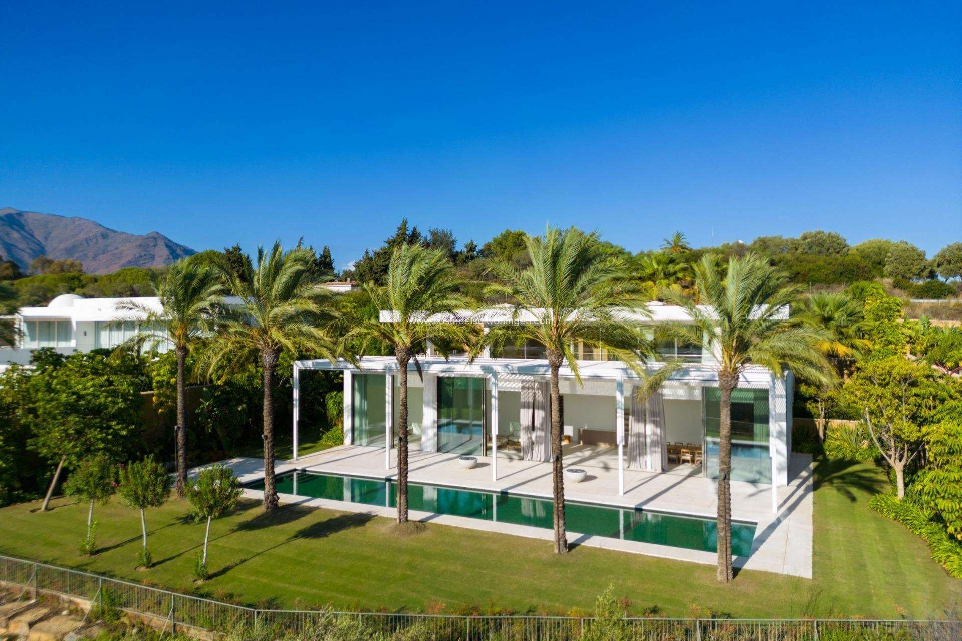 Nieuwbouw Woningen - Villa -
Casares - Pedregales