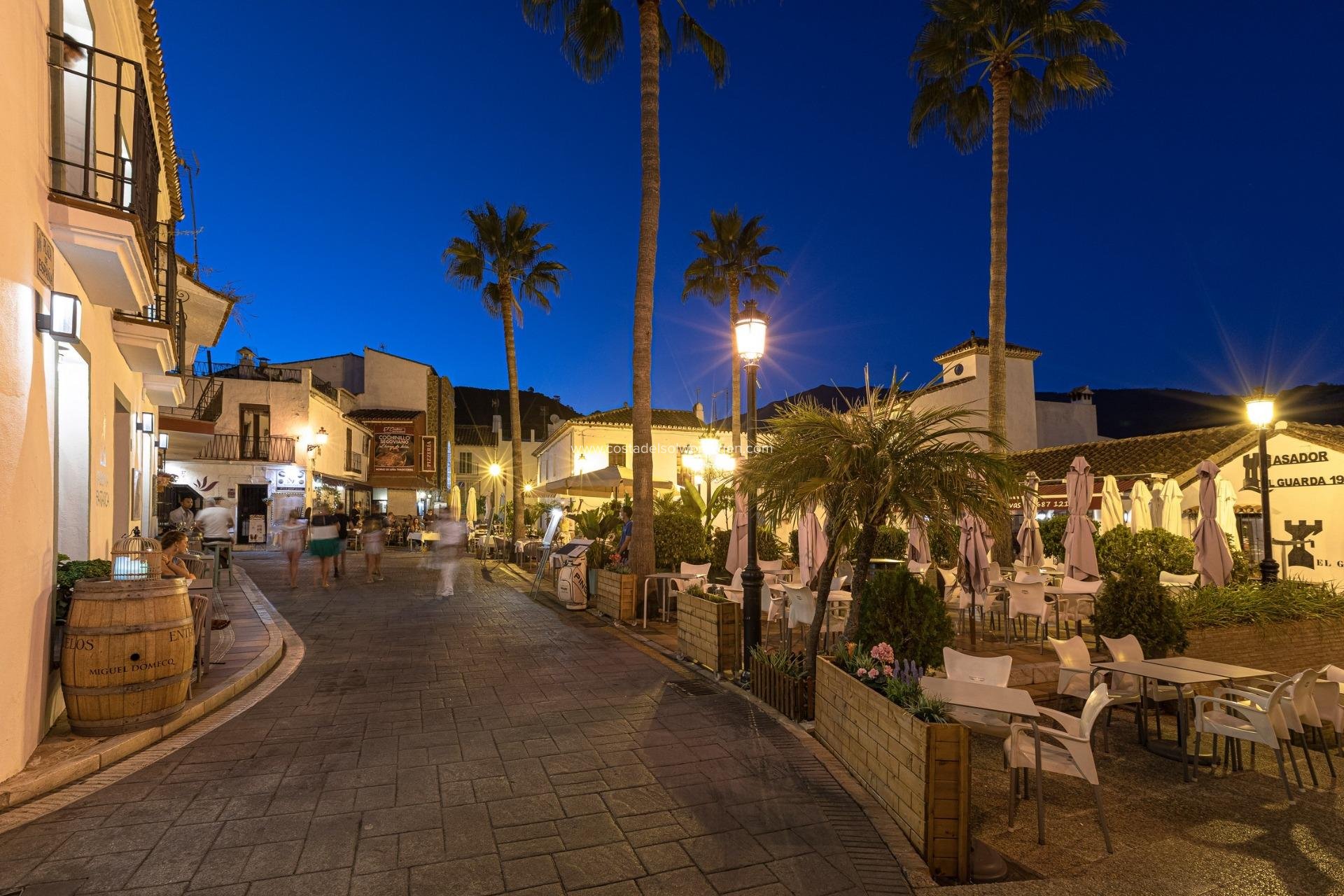 Nouvelle construction - Appartement -
Benahavís - pueblo