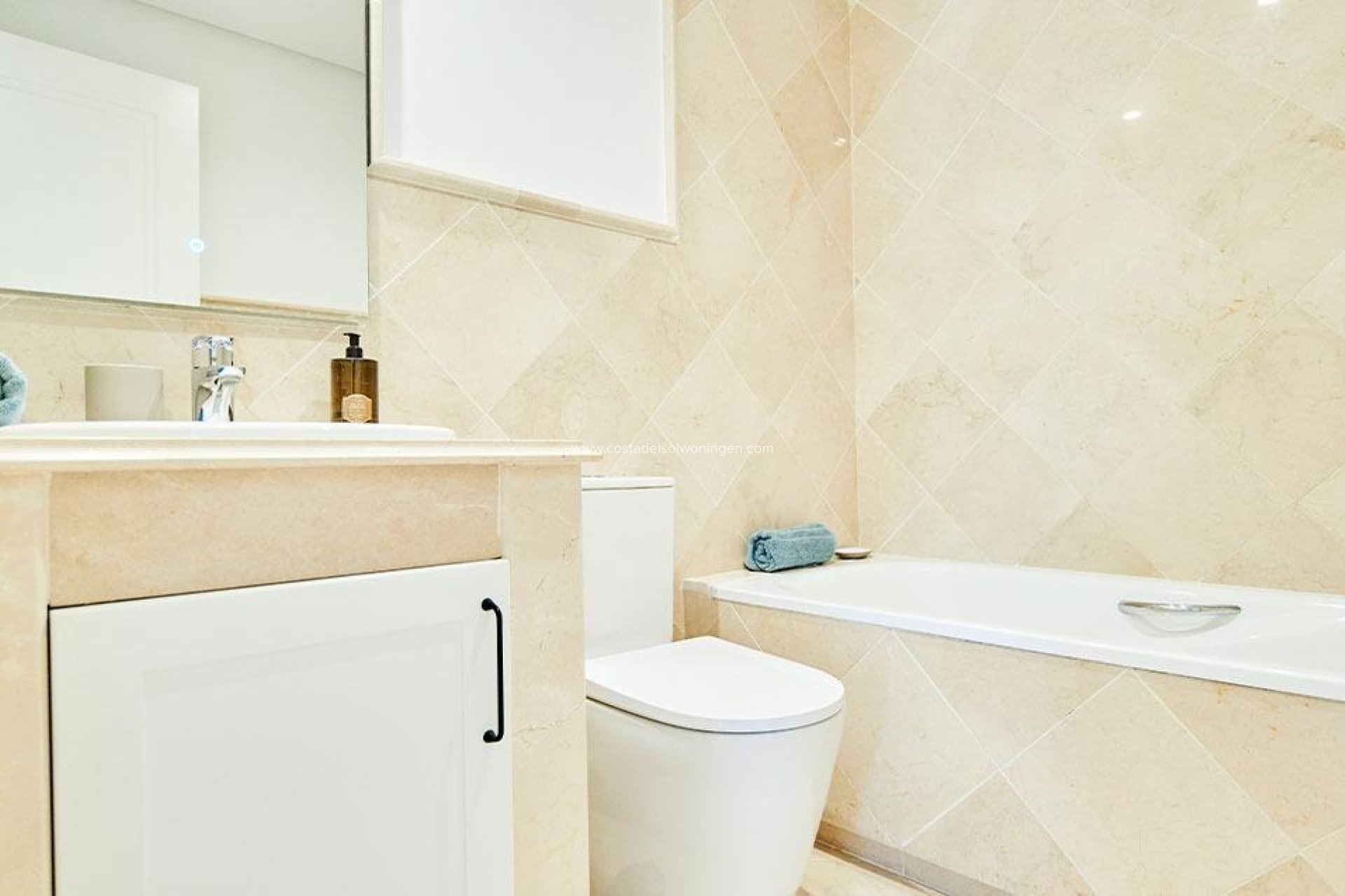 Nouvelle construction - Appartement -
Marbella - Nueva Andalucia