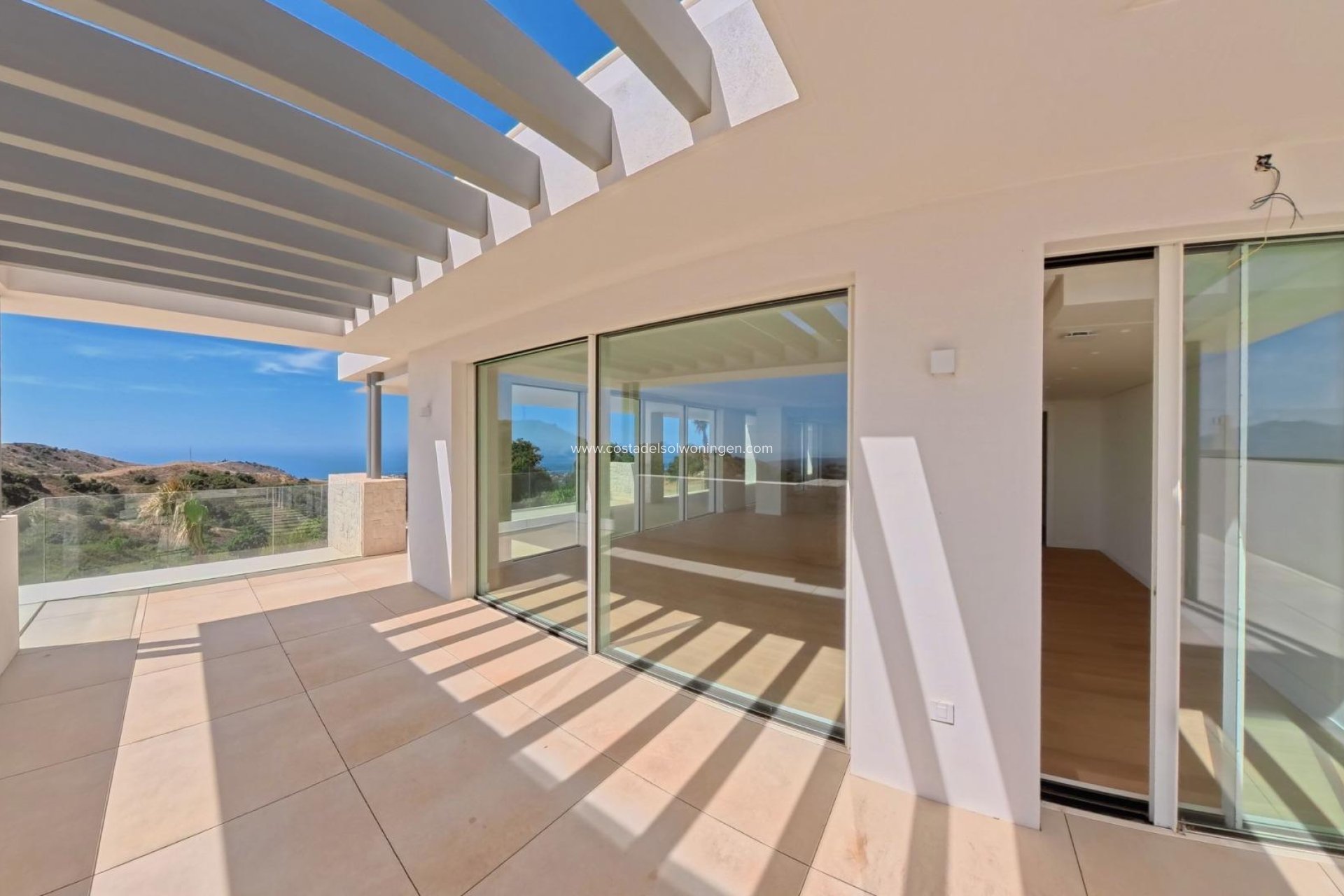 Nouvelle construction - Appartement -
Ojen - El Soto De Marbella