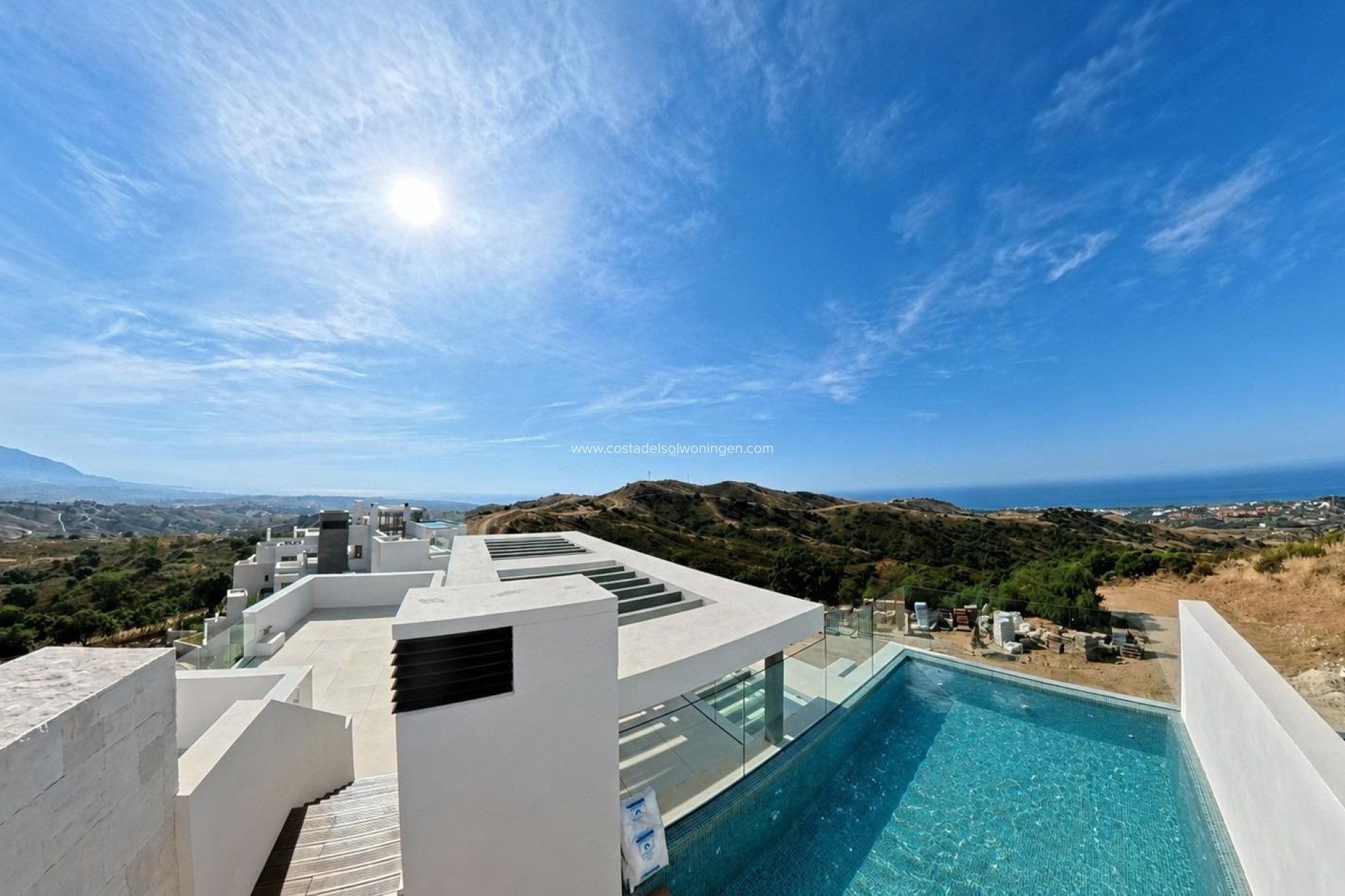 Nouvelle construction - Appartement -
Ojen - El Soto De Marbella
