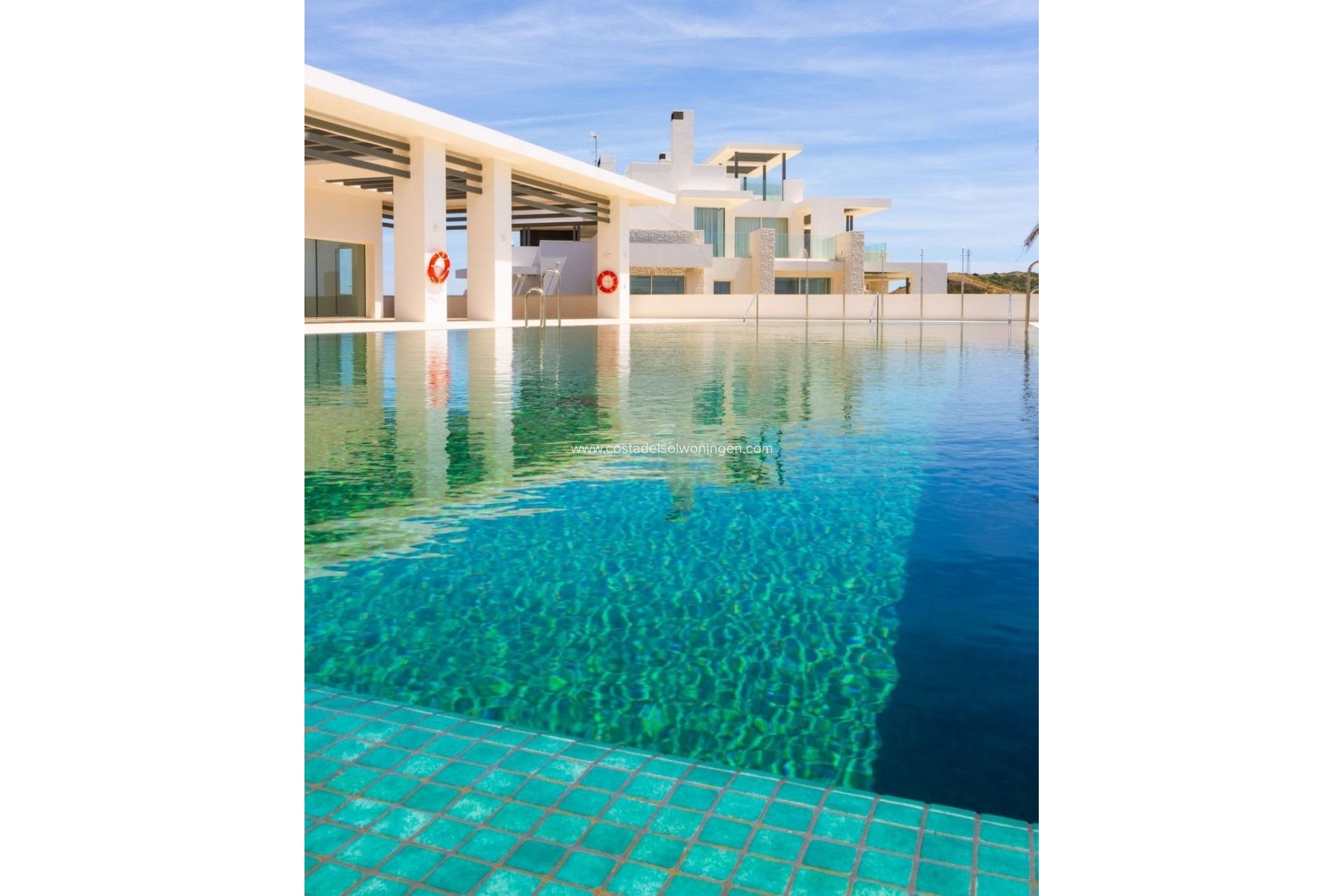 Nouvelle construction - Appartement -
Ojen - El Soto De Marbella