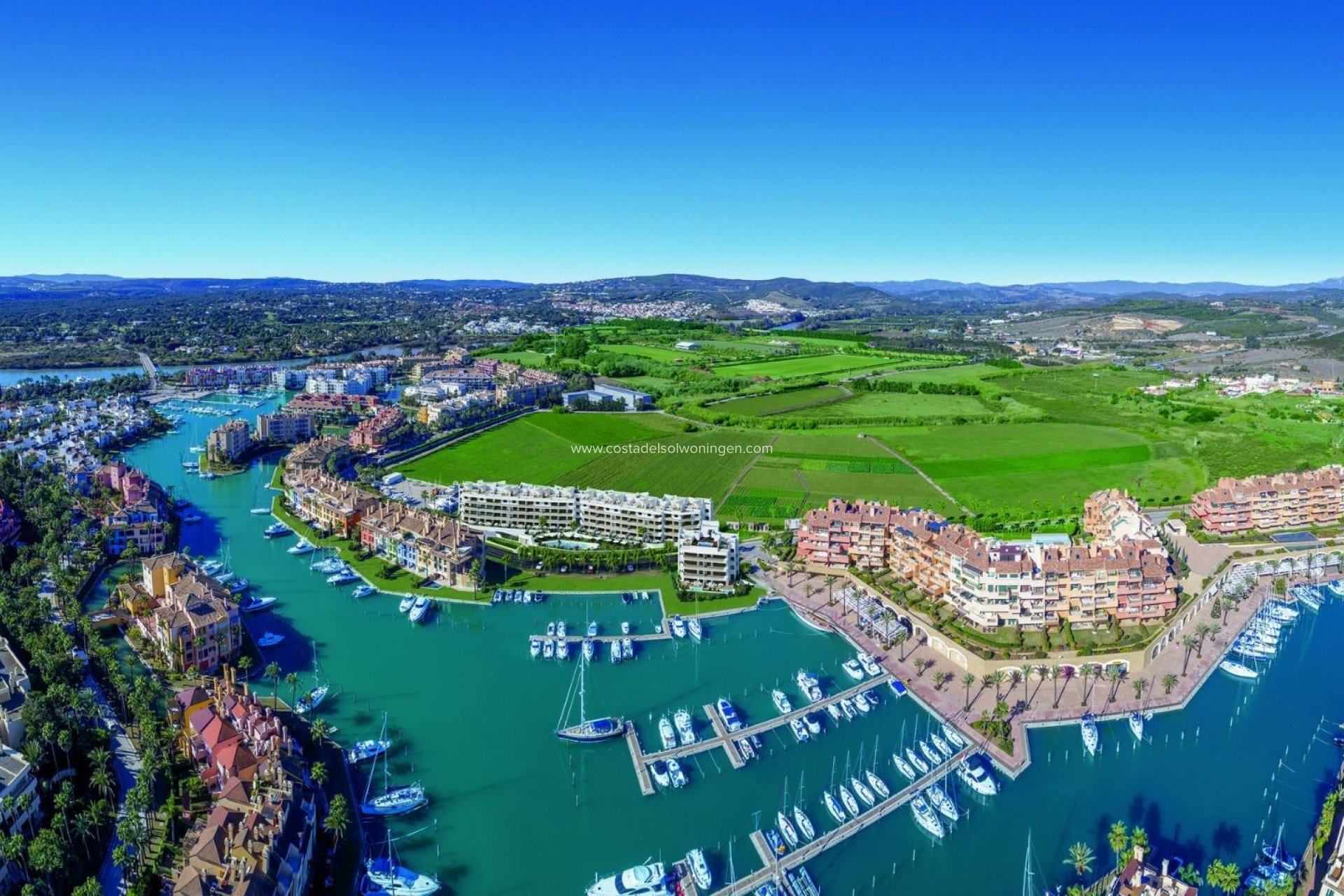 Nowy budynek - Apartament -
Manilva - Bahia De Las Rocas