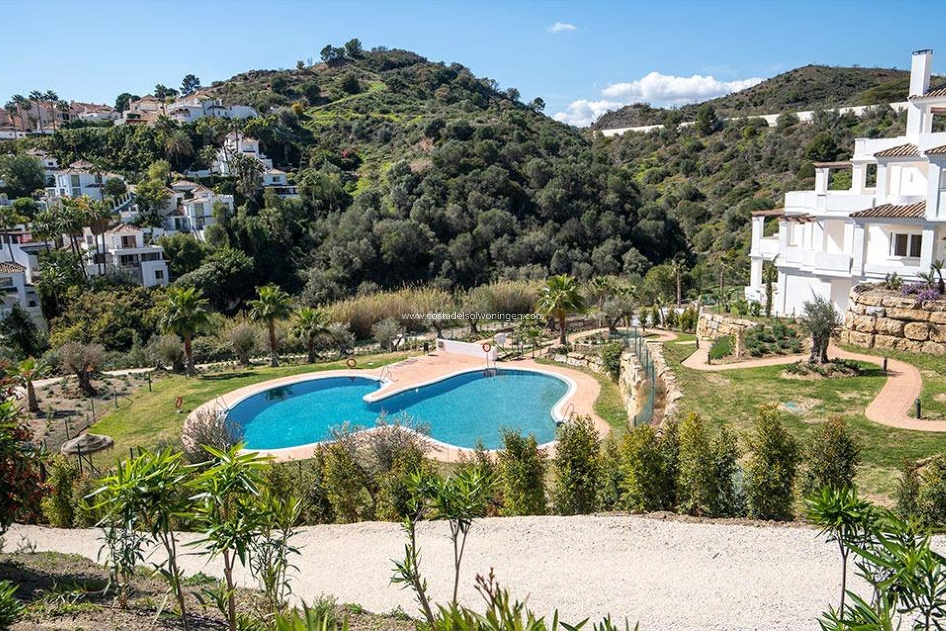 Nowy budynek - Apartament -
Marbella - Nueva Andalucia