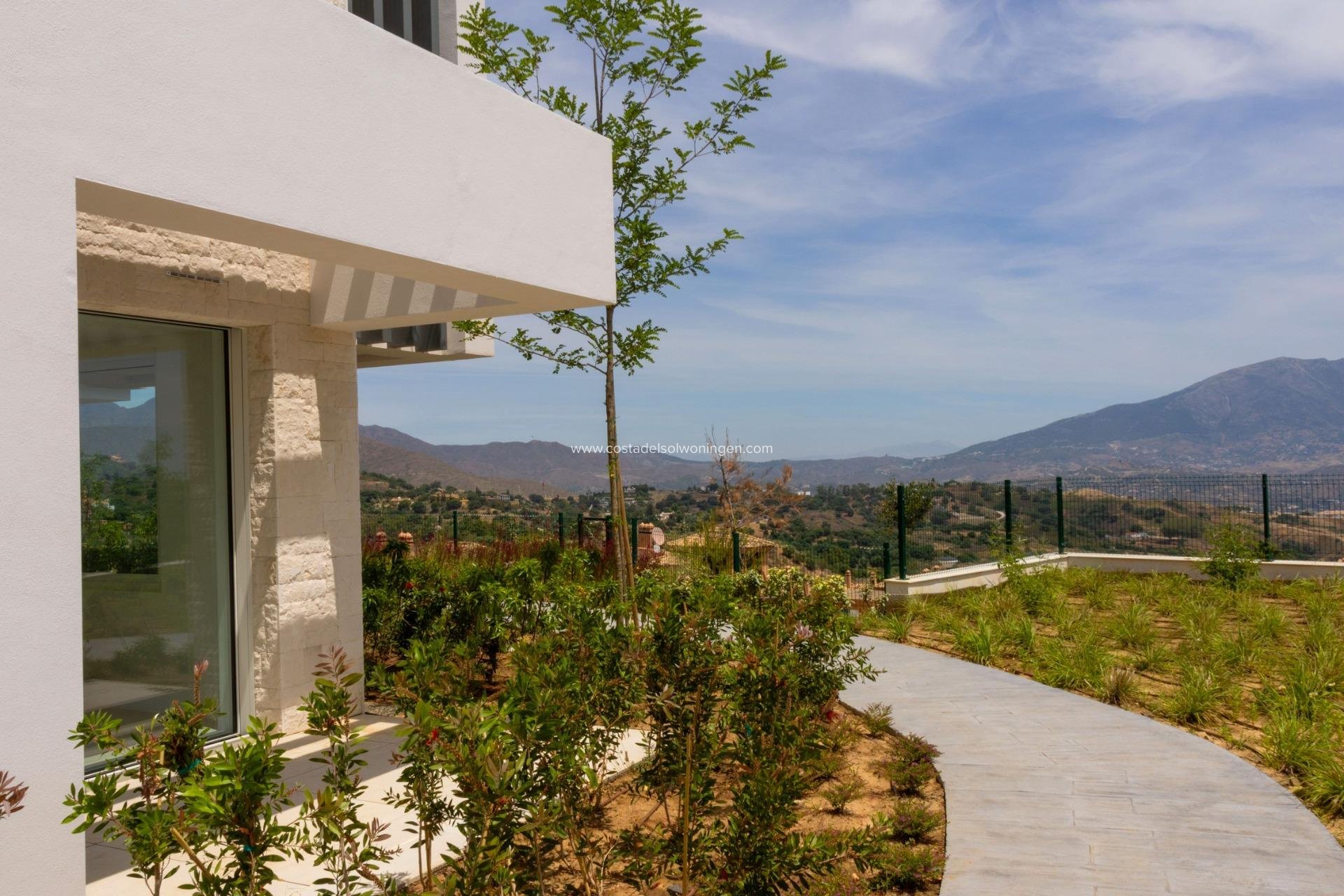 Nowy budynek - Apartament -
Ojen - El Soto De Marbella