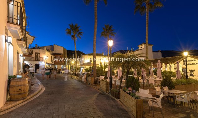 Nowy budynek - Apartament -
Benahavís - pueblo