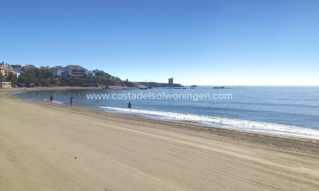 Nowy budynek - Apartament -
Casares - Casares Playa