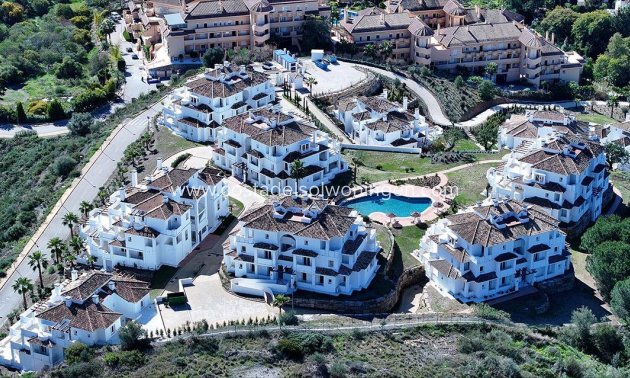 Nowy budynek - Apartament -
Marbella - Nueva Andalucia