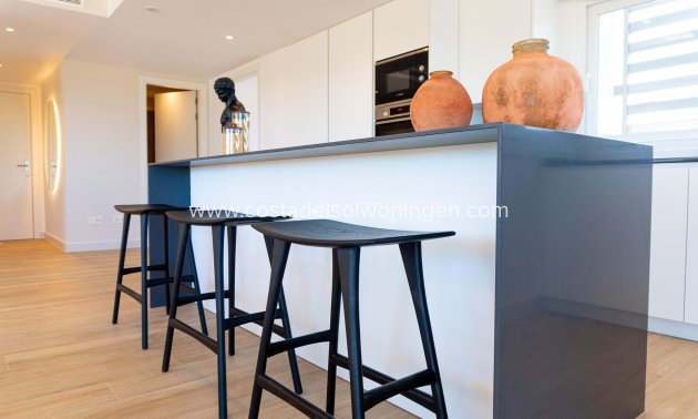 Nowy budynek - Apartament -
Casares - Camarate