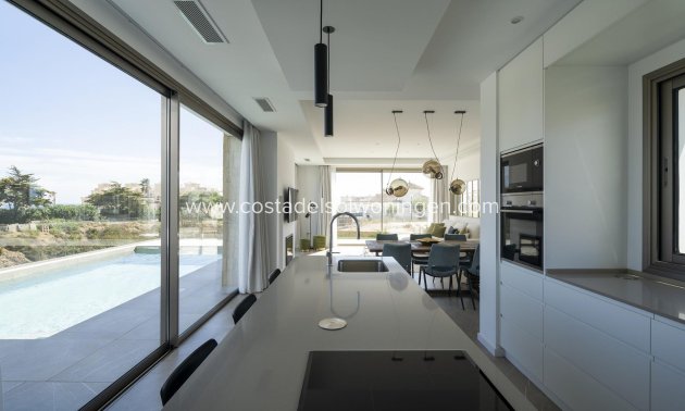 Nowy budynek - Willa -
Mijas - Las Farolas