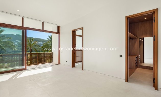 Nouvelle construction - Villa -
Casares - Pedregales