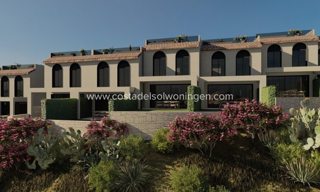 Nowy budynek - Dom -
Monda - Guaro