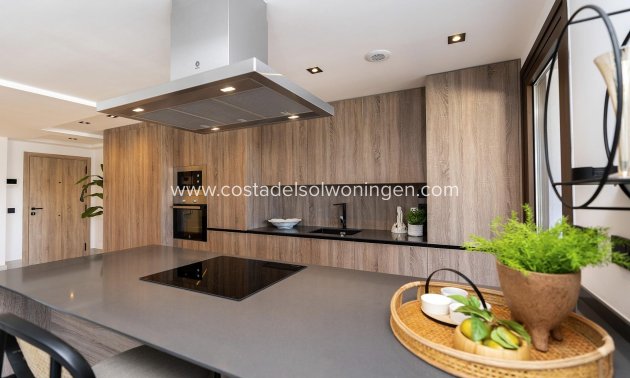 Nowy budynek - Apartament -
Istán - Urbaniz. Cerros del Lago