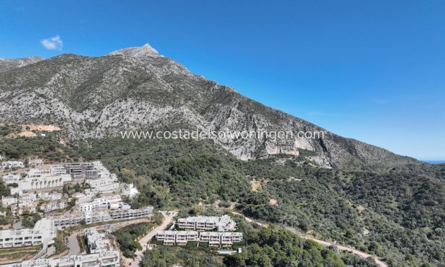 Nouvelle construction - Appartement -
Istán - Urbaniz. Cerros del Lago