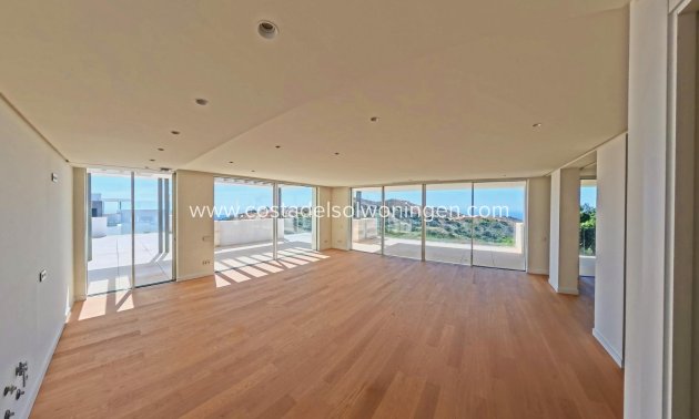 Nowy budynek - Apartament -
Ojen - El Soto De Marbella