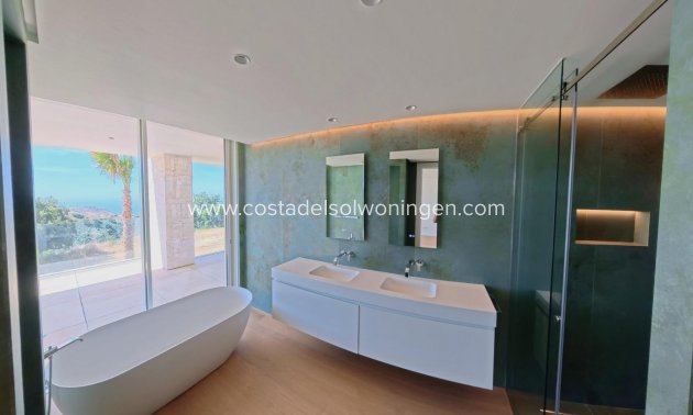 Nowy budynek - Apartament -
Ojen - El Soto De Marbella