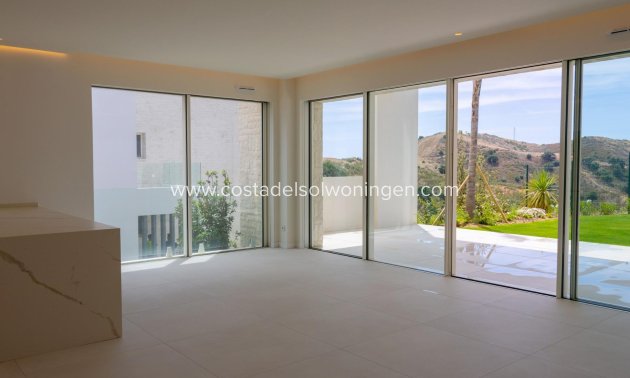 Nowy budynek - Apartament -
Ojen - El Soto De Marbella