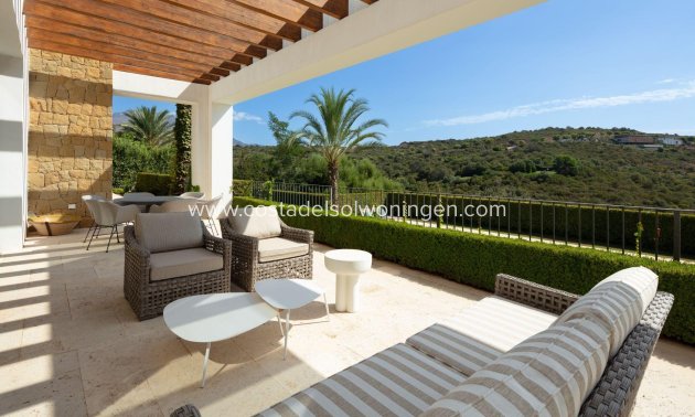 New Build - Villa -
Casares - Pedregales