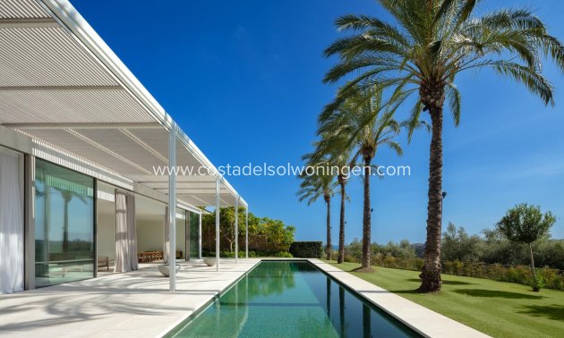 New Build - Villa -
Casares - Pedregales