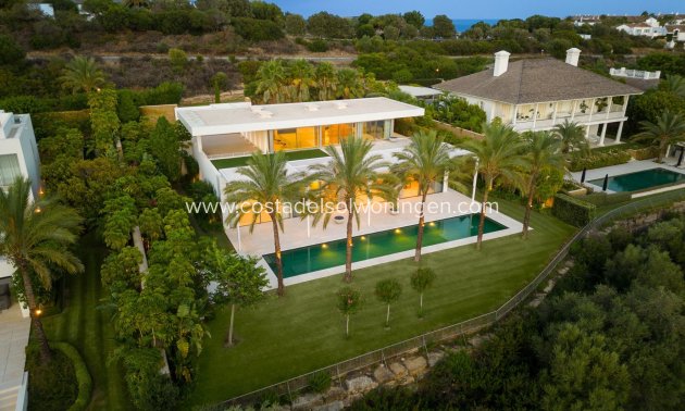 Nouvelle construction - Villa -
Casares - Pedregales