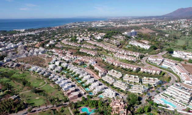 Nieuwbouw Woningen - Huis -
Estepona - El Paraíso