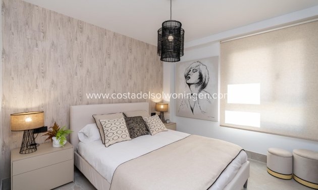 Herverkoop - Appartement -
Istán - Cerros De Los Lagos